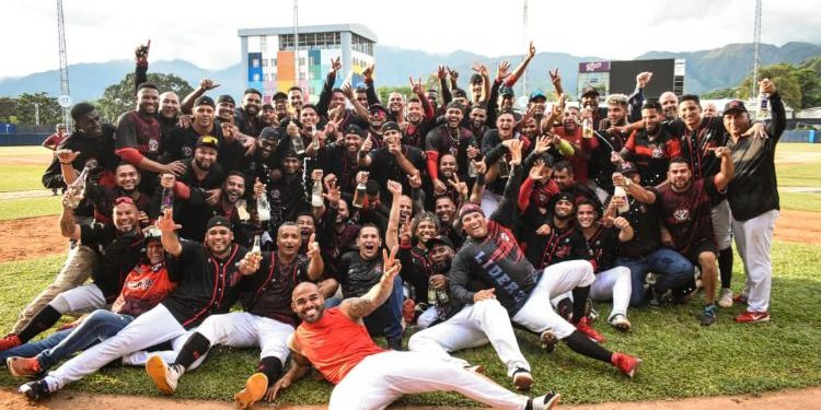 Líderes se proclamó primer finalista de la temporada 2022 de la LMBP