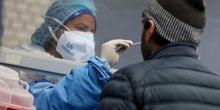 Covid-19: detectan primer caso de la variante centauro en Perú