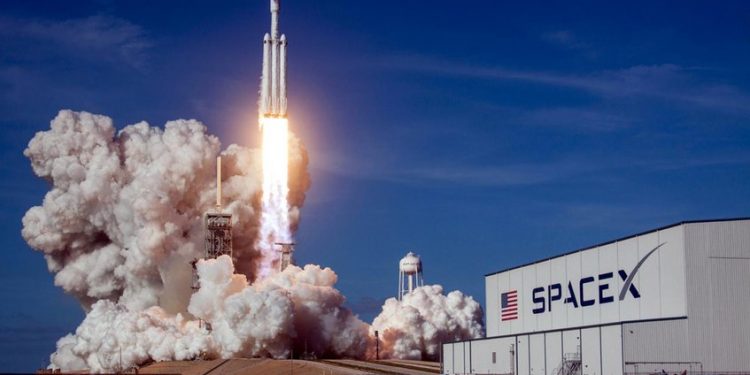 Confirmado: Restos que cayeron en Australia son de la nave SpaceX