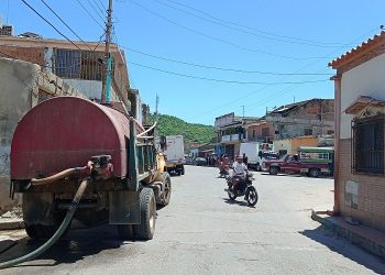 Anzoátegui | Habitantes de El Morro reportan que llevan cuatro años sin recibir agua por tubería