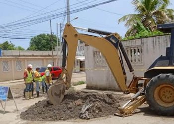 Anzoátegui | Alcaldía de Barcelona inició reparación de tubería de aguas servidas en el sector Buenos Aires