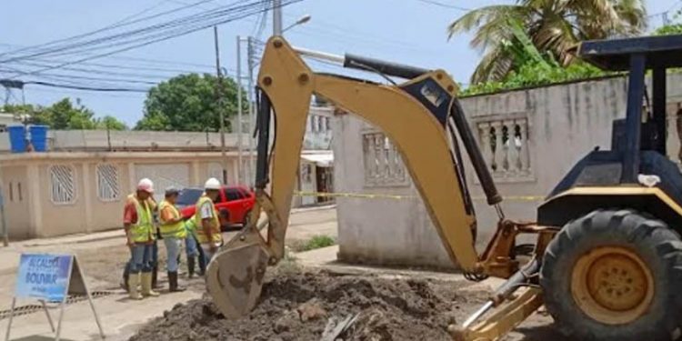 Anzoátegui | Alcaldía de Barcelona inició reparación de tubería de aguas servidas en el sector Buenos Aires