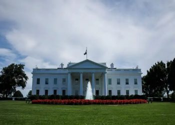 Biden llama a Rusia y China a negociar el control de armas nucleares