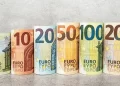 Rusia abandonará el uso del dólar y euro en el ámbito del comercio internacional
