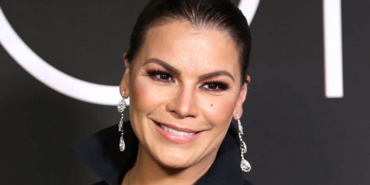 Olga Tañón lanzó nueva versión de “Es mentiroso”