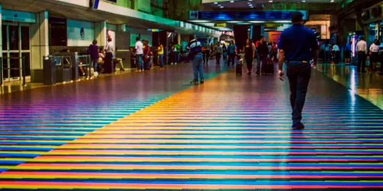 Venezuela autoriza operaciones aerocomerciales con Colombia