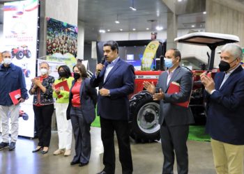 Presidente Maduro le responde a EEUU: «Sus amenazas se pierden en el fondo del mar»