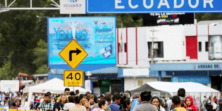 Arranca el proceso de regularización de más de 324.000 venezolanos en Ecuador