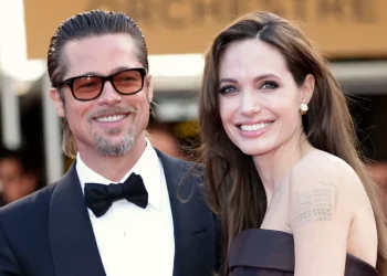Angelina Jolie demanda a Brad Pitt por 250 millones de dólares