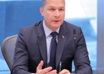 Venezuela busca reforzar la cooperación con Panamá y Sudáfrica