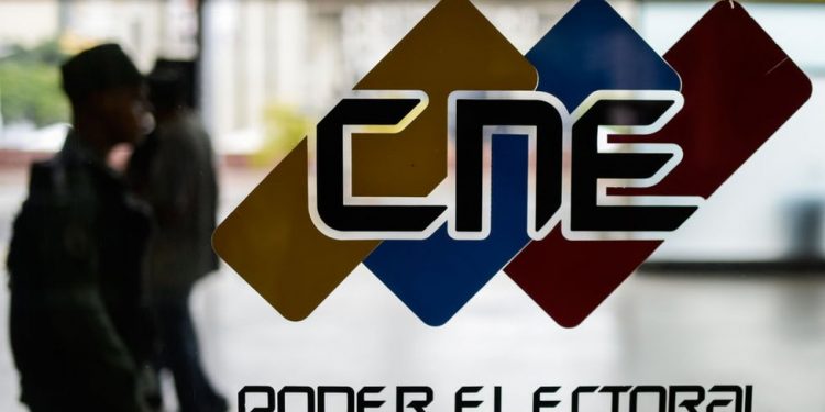 Oposición venezolana exige fecha para primarias presidenciales