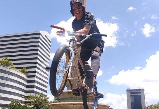 Daniel Dhers continúa victorioso tras coronarse «Campeón Nacional de BMX»
