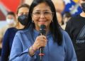 Vicepresidenta Delcy Rodríguez se reúne con autoridades comerciales de Colombia