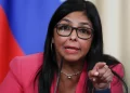 Delcy Rodríguez a los jóvenes del Psuv: «¡A cuidar la revolución, no salgan de las calles!