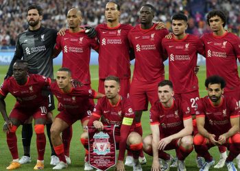 El Liverpool homenajeará a la reina Isabel II en Champions contra el Ajax
