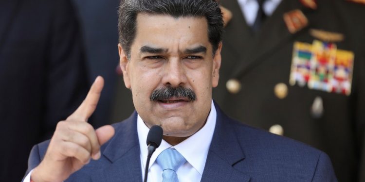 Presidente Maduro coordina con Petro apertura de puntos fronterizos entre Venezuela y Colombia
