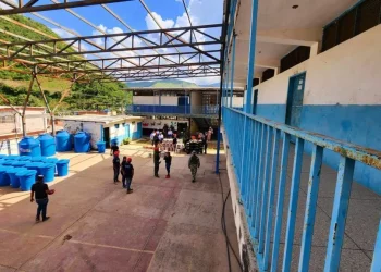 Se han recuperado 27 centros educativos en Las Tejerías