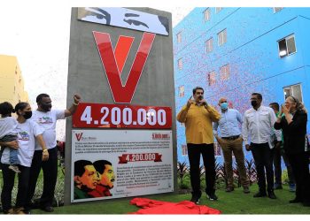 Presidente Maduro instruyó al ministro de Vivienda dar prioridad a los afectados por las lluvias