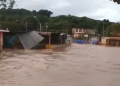 El desbordamiento del río Manzanares afectó varias zonas de Cumaná