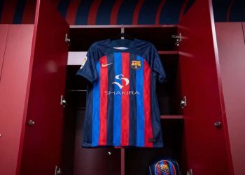 Piqué lucirá la publicidad de Shakira en la camiseta del Barcelona