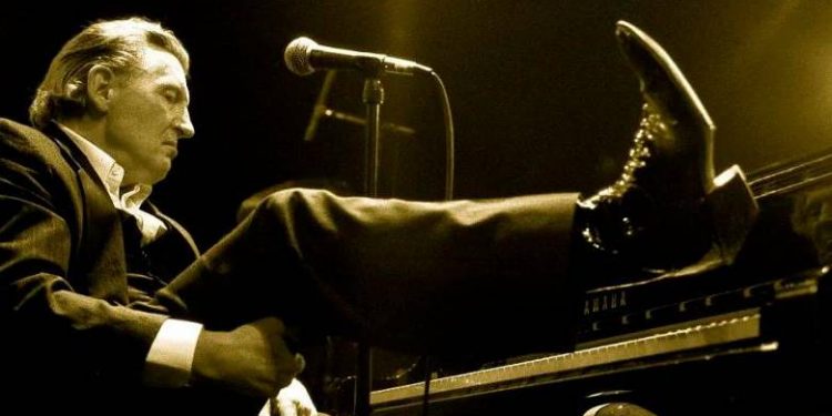Muere Jerry Lee Lewis, pianista y pionero del rock and roll, a los 87 años