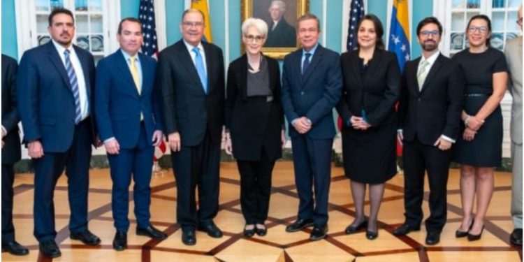 Oposición y EEUU buscan que se retome diálogo con el Gobierno venezolano