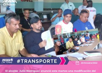 El alcalde Julio Rodríguez anunció este marte una modificación del pasaje urbano en el municipio a 2,5 Bs