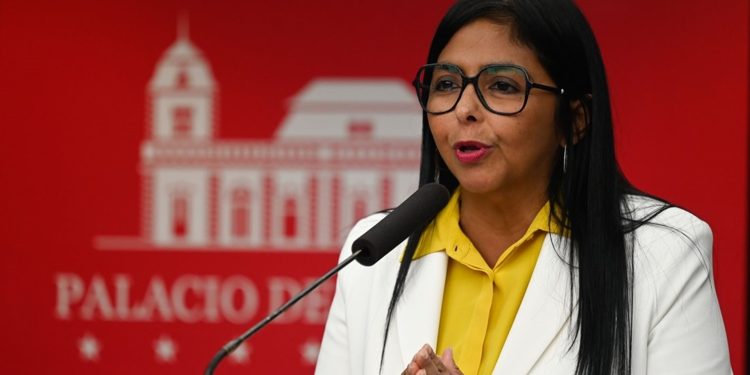 Vicepresidenta Delcy Rodríguez se reúne en La Haya para presentar objeción a demanda unilateral de Guyana