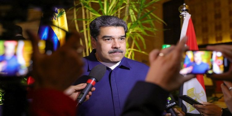 Presidente Maduro arriba a Egipto para participar en la COP27