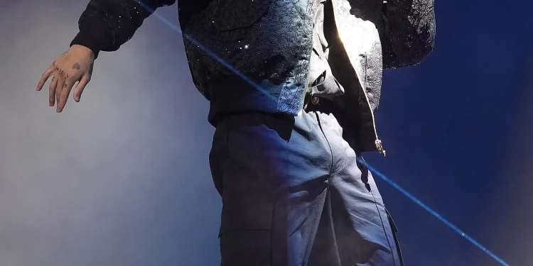 Jungkook de BTS fue la estrella de la ceremonia inaugural de Qatar