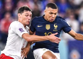 Francia vence a Dinamarca y es el primer clasificado a octavos de final en Qatar 2022