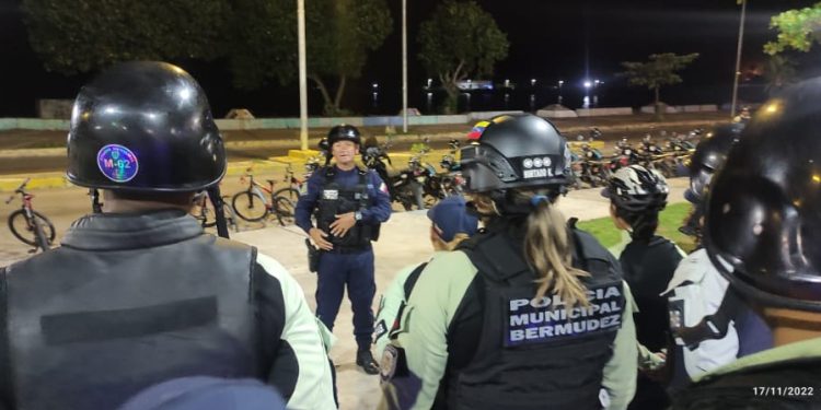Cumpliendo instrucciones del Almirante en Jefe Remigio Ceballos Ichaso y bajo orientaciones del Alcalde del municipio Bermúdez, Julio Rodríguez, se dió inicio al Dispositivo de Seguridad Ciudadana para la Intervención del Delito y Reducción de Incidencia.
