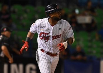 Los Tigres celebraron por primera vez en la temporada