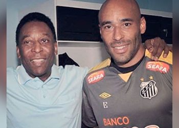 Hijo de Pelé publica conmovedora imagen mientras el astro brasileño lucha por su vida