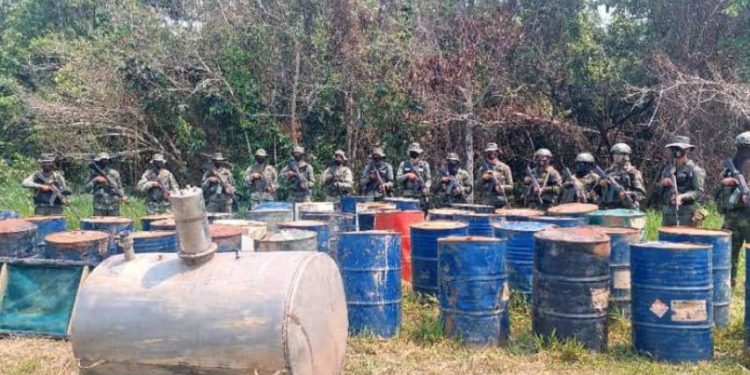 FANB destruyó más de 46 toneladas de químicos para elaborar cocaína durante 2022