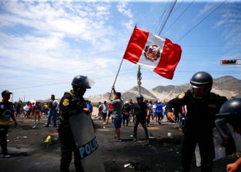 Perú suma 27 víctimas en protestas tras el décimo muerto en Ayacucho