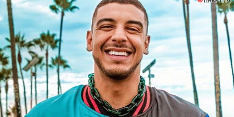 Manuel Medrano: «La gente encuentra en mi música un refugio»