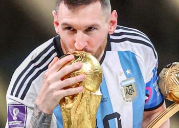 Messi tomó el micrófono en Lusail: «¡Somos campeones del mundo!»
