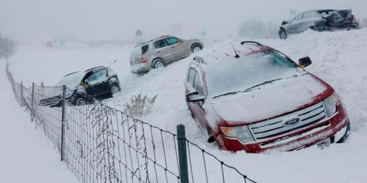 Tormenta invernal en Estados Unidos ya deja 28 fallecidos y las autoridades están alerta