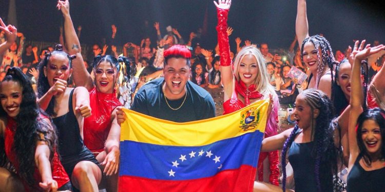 Todo un éxito el regreso de Katie Angel a los escenarios venezolanos