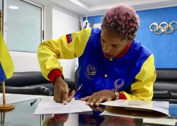 Yulimar Rojas recibe beca de Panam Sports
