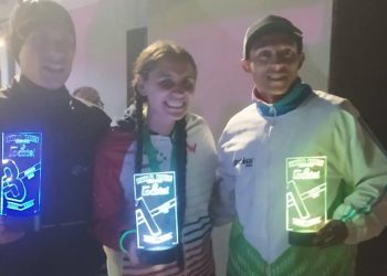 Pedro Puentes y Dicnaira González ganadores de Ávila Race Nocturna