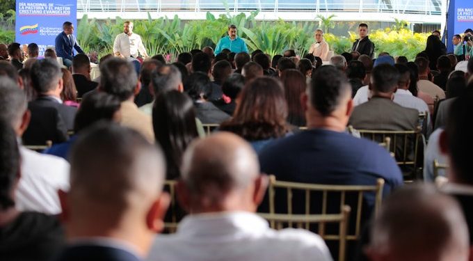 Ejecutivo lanza el Programa Especial Iglesia Social