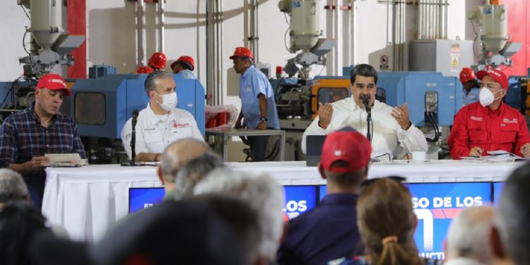 Presidente Nicolás Maduro llama a los trabajadores a protestar en contra de las sanciones