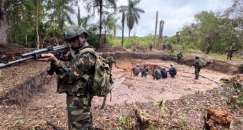 FANB desmantela campamento de minería ilegal en Parque Canaima