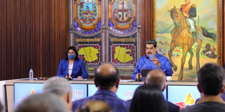 Vicepresidenta de la República: En el año 2022 se ejecutaron 2.024 proyectos en el país