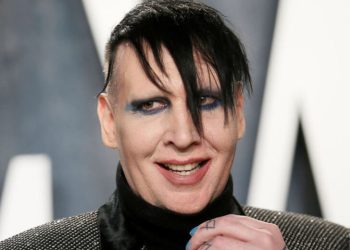 Marilyn Manson es denunciado por agresión sexual a menor en 1995