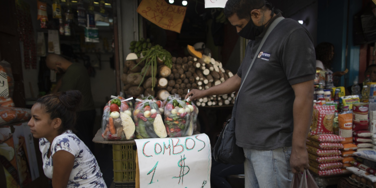 Gobierno reitera que actúa con miras a estabilizar la tasa cambiaria y detener la inflación