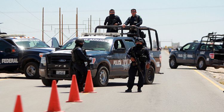 México: Hallan 26 paquetes con restos humanos en un almacén utilizado por el CJNG como cementerio