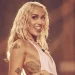 “Flowers”, de Miley Cyrus, superó los 31 millones de reproducciones en solo tres días